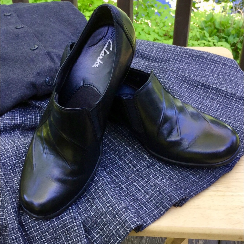 Clarks Shoes Black Slip On Size 7M